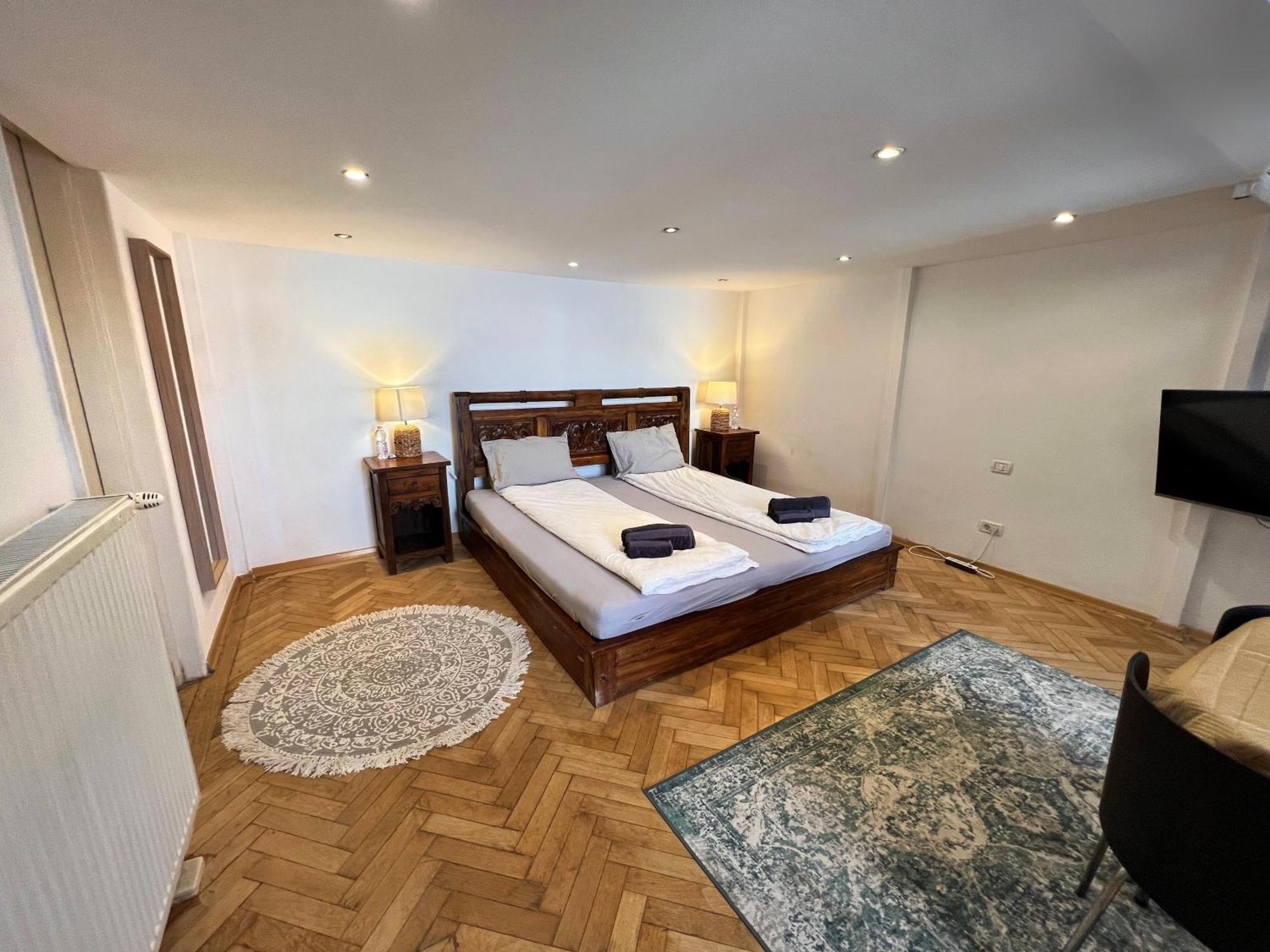 Cedar Inn Budapest - Palace District Bagian luar foto